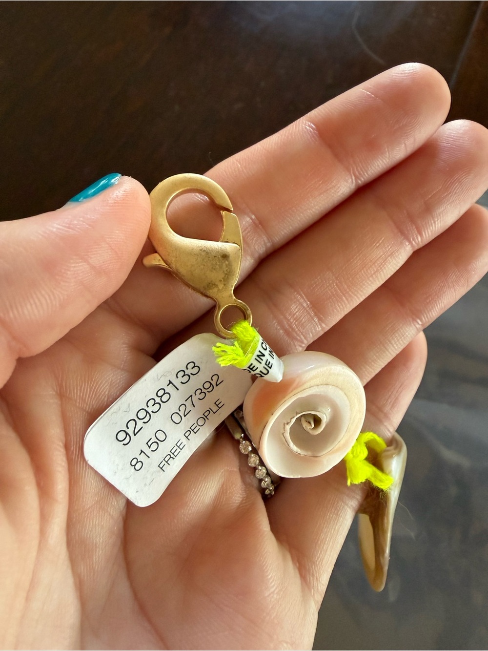 Free People Shell Bag Charm - Picture 4 of 4